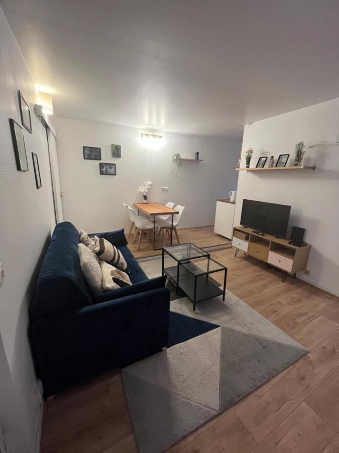 Chateau Versailles A 10 Min A Pied Appartement Buitenkant foto